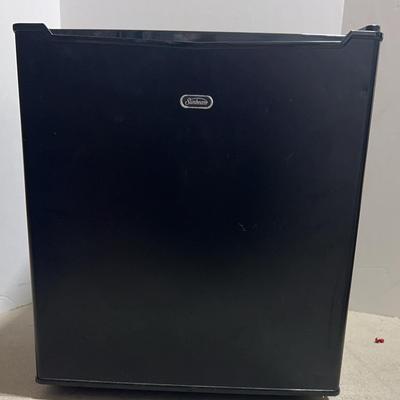 BG100 Sunbeam Mini Frig 