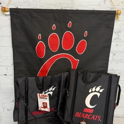 UC Collectibles With Stadium Seats, Flag, Christmas Ornament