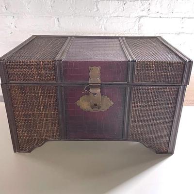 Vintage Storage Chest With Jewelry Box 