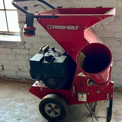 TroyBilt Chipper/Shredder with 10HP Engine