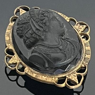Edwardian Era Black Glass Cameo Brooch
