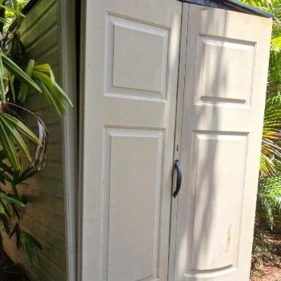 NFF144 - Rubbermaid Outdoor Storage Shed