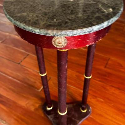 NFF080 - Dark Green Marble Top End Table