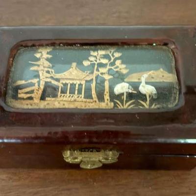 NFF083 Vintage Chinese Lacquer Jewelry Box