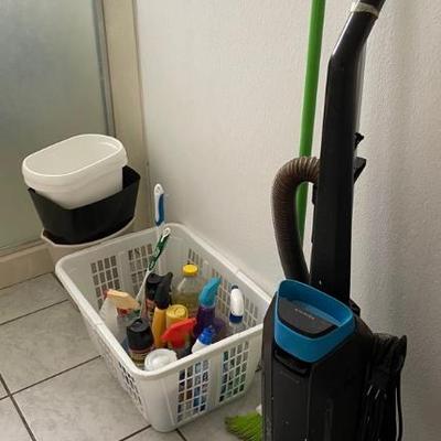 NFF139 - Bissell Vacuum Cleaner & Other Cleaning Products 