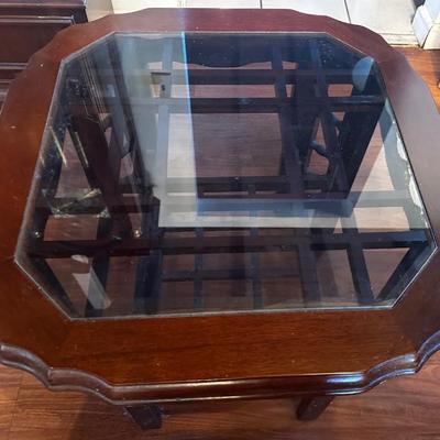 NFF067 - Small Wooden Table With Glass Panel