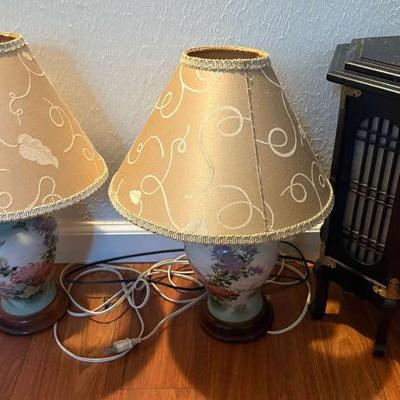 NFF040 Three Decorative Lamps 