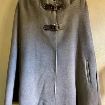 Women’s Grey Cape w/ Hood and Pockets