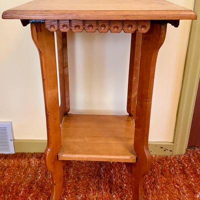 Light Stain Wooden Side or End Table