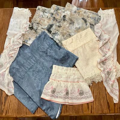 Assorted Window Valances 