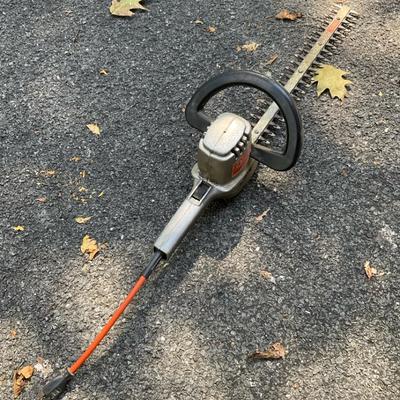 Black & Decker 16” Hedge Trimmer