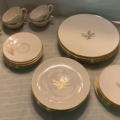 Lenox ‘Wheat’ Pattern Bone China Set