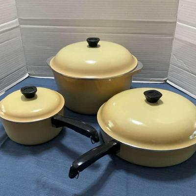Club Pots & Pans w/ Lids