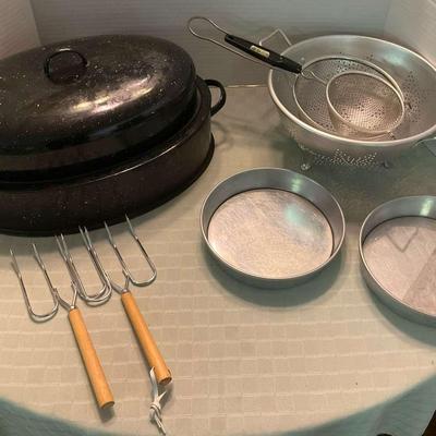 Roaster Pan, Strainers & More