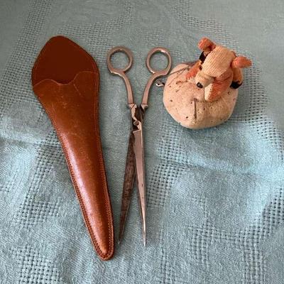 Dog Pin Cushion, Peerless Furniture, Shippensburg Scissors w/ Case