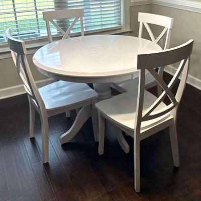 Kitchen Table And 4 Chairs
