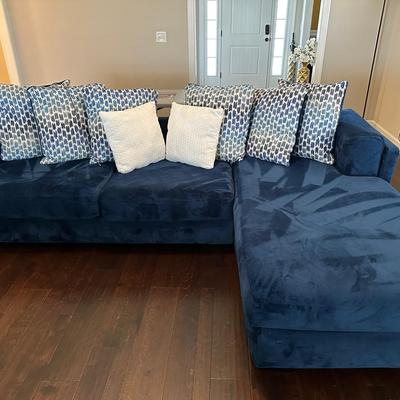 Sectional Sofa - 2 Pieces