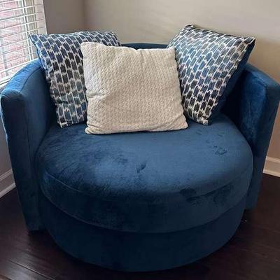 Swivel Accent Chair 