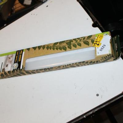 Sale Photo Thumbnail #546