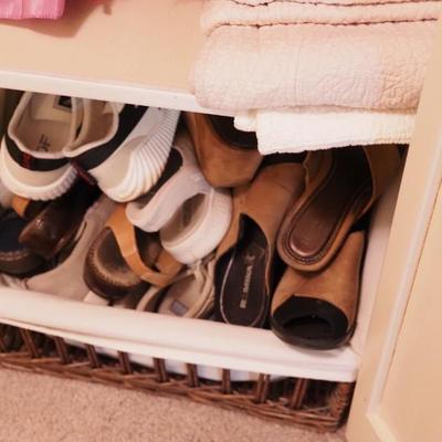 Sale Photo Thumbnail #135