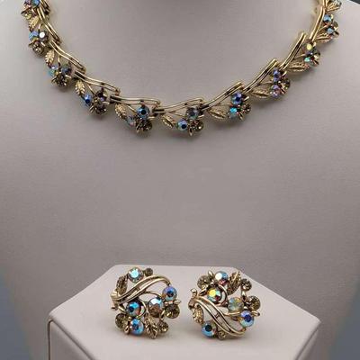 Lisner Aurora Borealis Necklace and Earrings