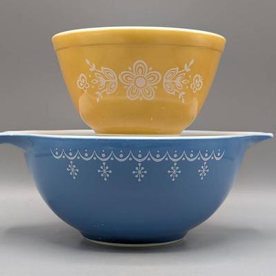 Pyrex Snowflake Garland and Butterfly Gold