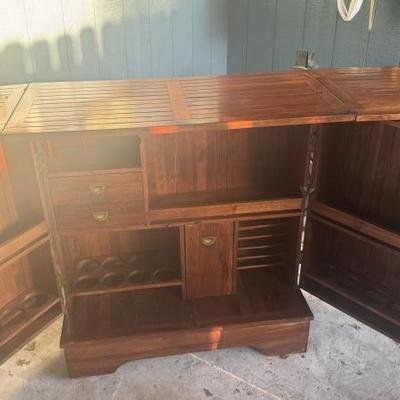 I took a few pictures of the tiki bar