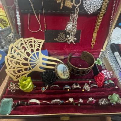 Sale Photo Thumbnail #35: All vintage rings