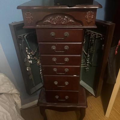Sale Photo Thumbnail #6: Vintage tall jewelry box. 