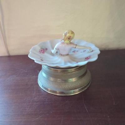 Sale Photo Thumbnail #768