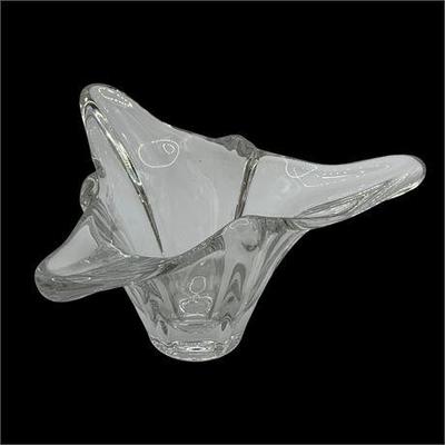 Sale Photo Thumbnail #23: Lot 014   
Orrefors Abstract Glass Bowl