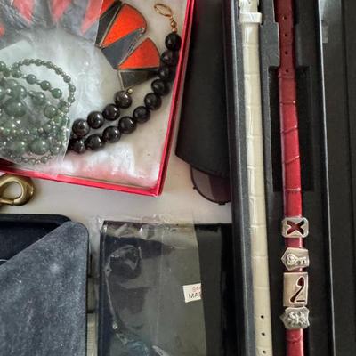 Sale Photo Thumbnail #238