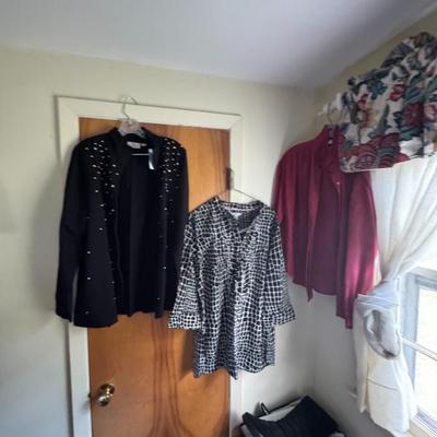 Sale Photo Thumbnail #176
