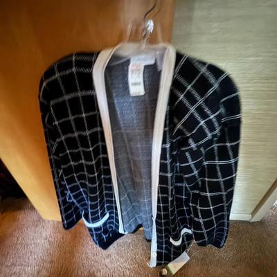 Sale Photo Thumbnail #170