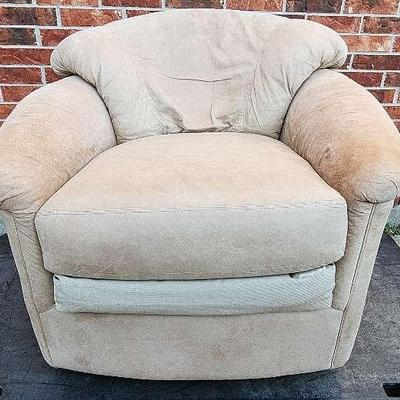 Swivel Chair 