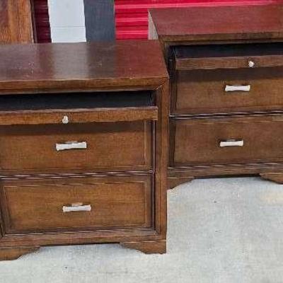 2 End Tables