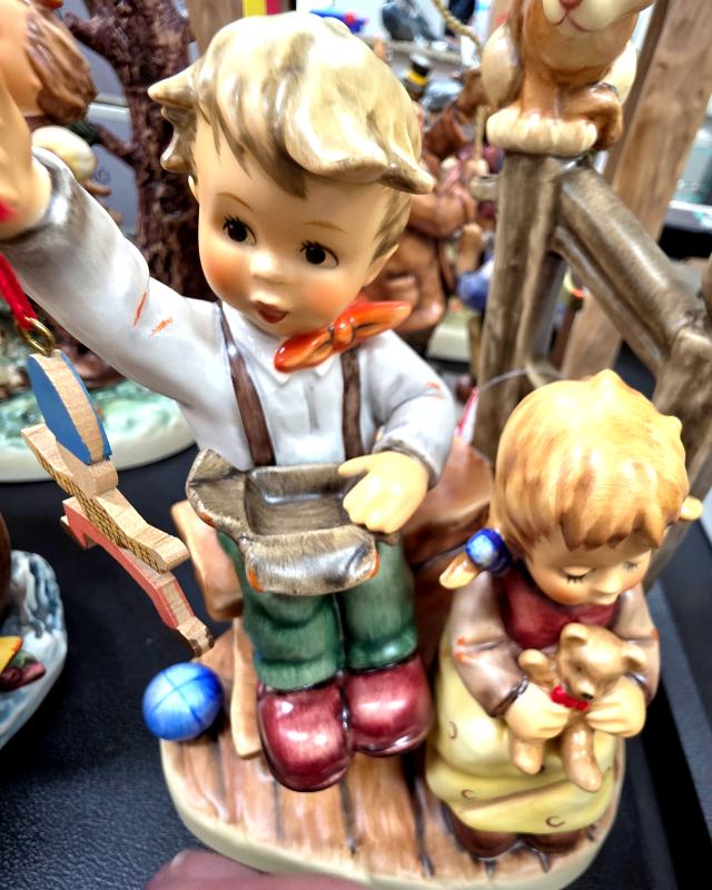 Sale Photo Thumbnail #200