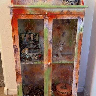 Colorful Decorative Painted Cabinet With Decor