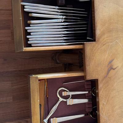 Silver Silverware And Serving Pieces
