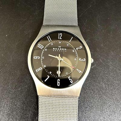 Skagen Mens Watch - Stainless Steel Black Dial - New in Original Packaging