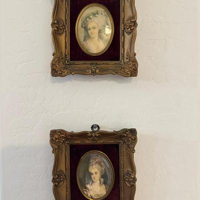 Small Vintage Photos With Frames