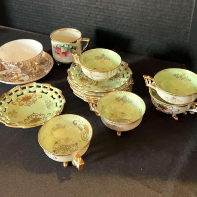 Japan Teacups And Sauces - Green With Gold Trim