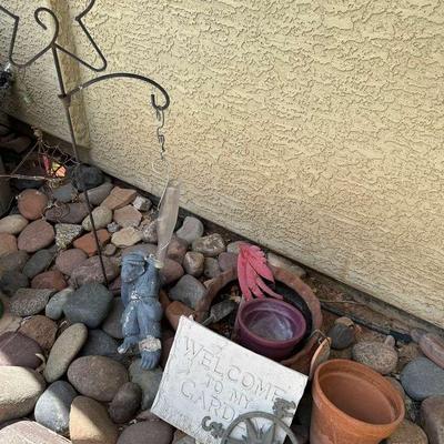 Outdoor Garden Decor - Pots, Sign, Stake, Statue