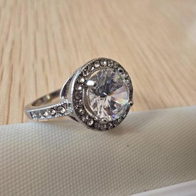 Sale Photo Thumbnail #125