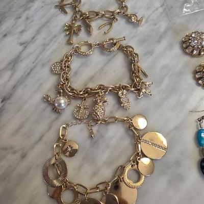 Sale Photo Thumbnail #292
