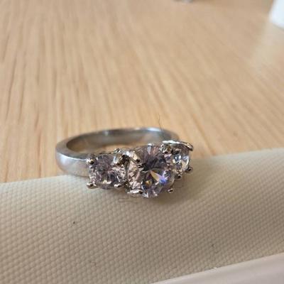 Sale Photo Thumbnail #127