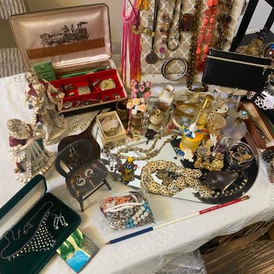 Sale Photo Thumbnail #21