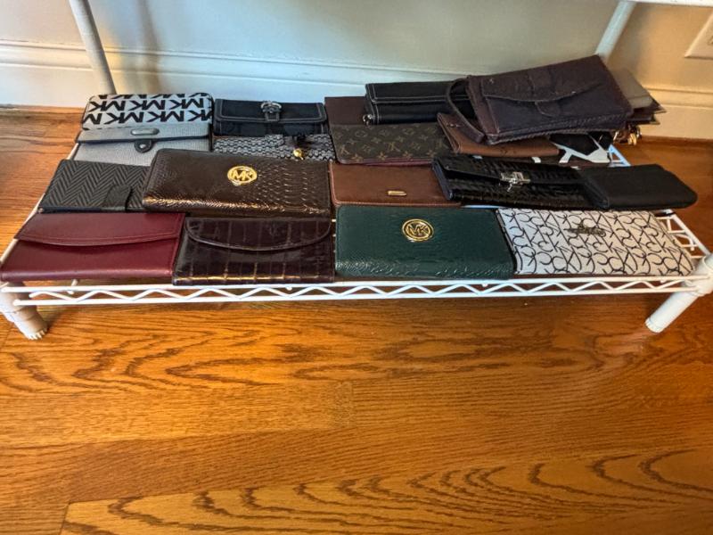 Sale Photo Thumbnail #119