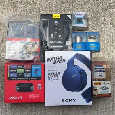 KKS017 - Assorted Electronic Devices