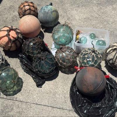 KKS087 Multi Lot of Fishing Float Buoy Balls (Glass + Plastic)